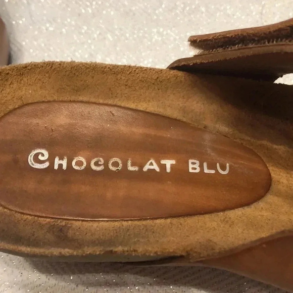 Chocolate Blu brown sandals with two Velcro close straps.  Size 38 EU/7.5 US - Picture 3 of 8